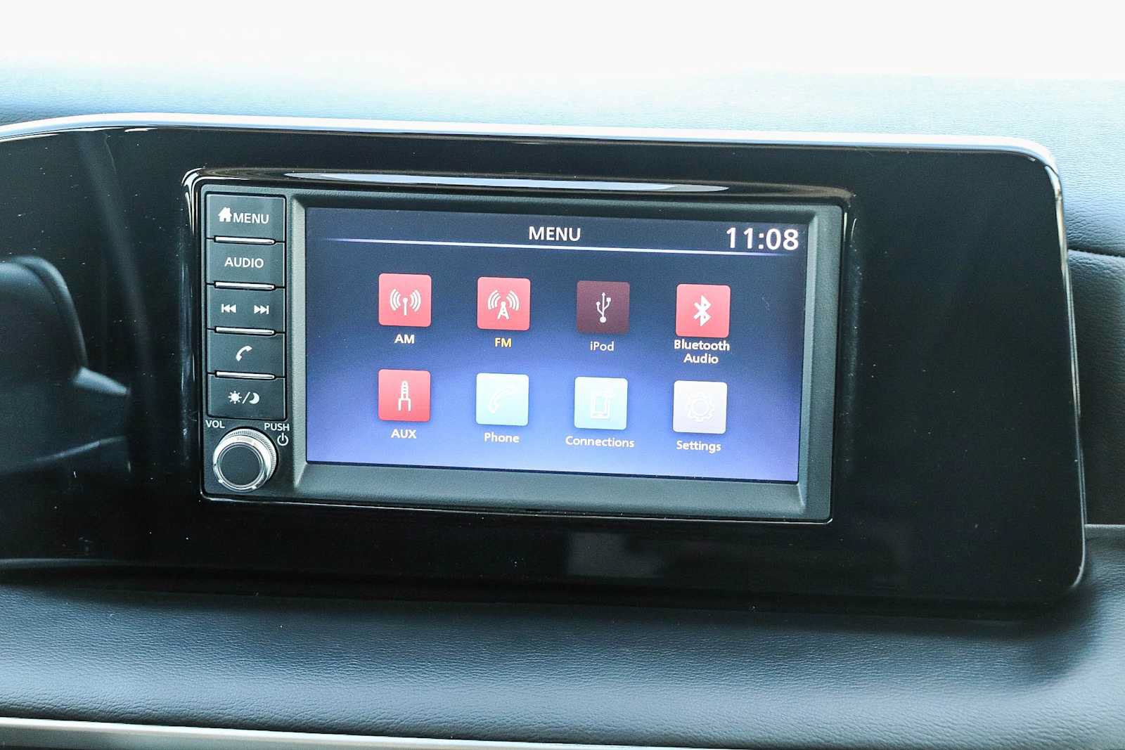 Used 2025 Nissan Kicks S FWD image 14