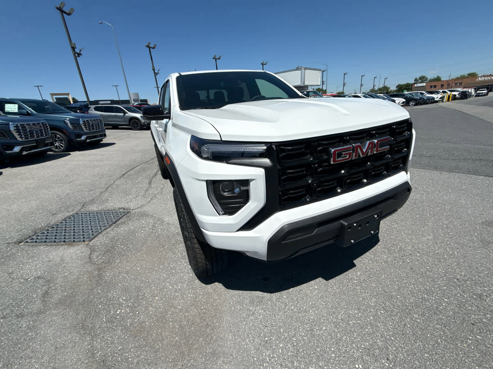 New 2026 GMC Canyon Elevation AWD/4WD image 15
