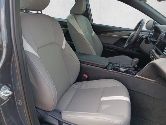 Used 2025 Toyota Camry SE w/ Convenience Package FWD image 21