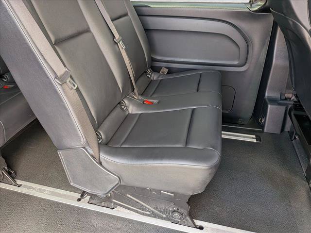 Used 2018 Mercedes-Benz Metris Passenger image 18