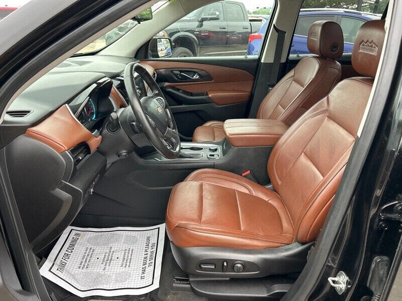 Used 2019 Chevrolet Traverse High Country w/ LPO, Floor Liner Package image 17