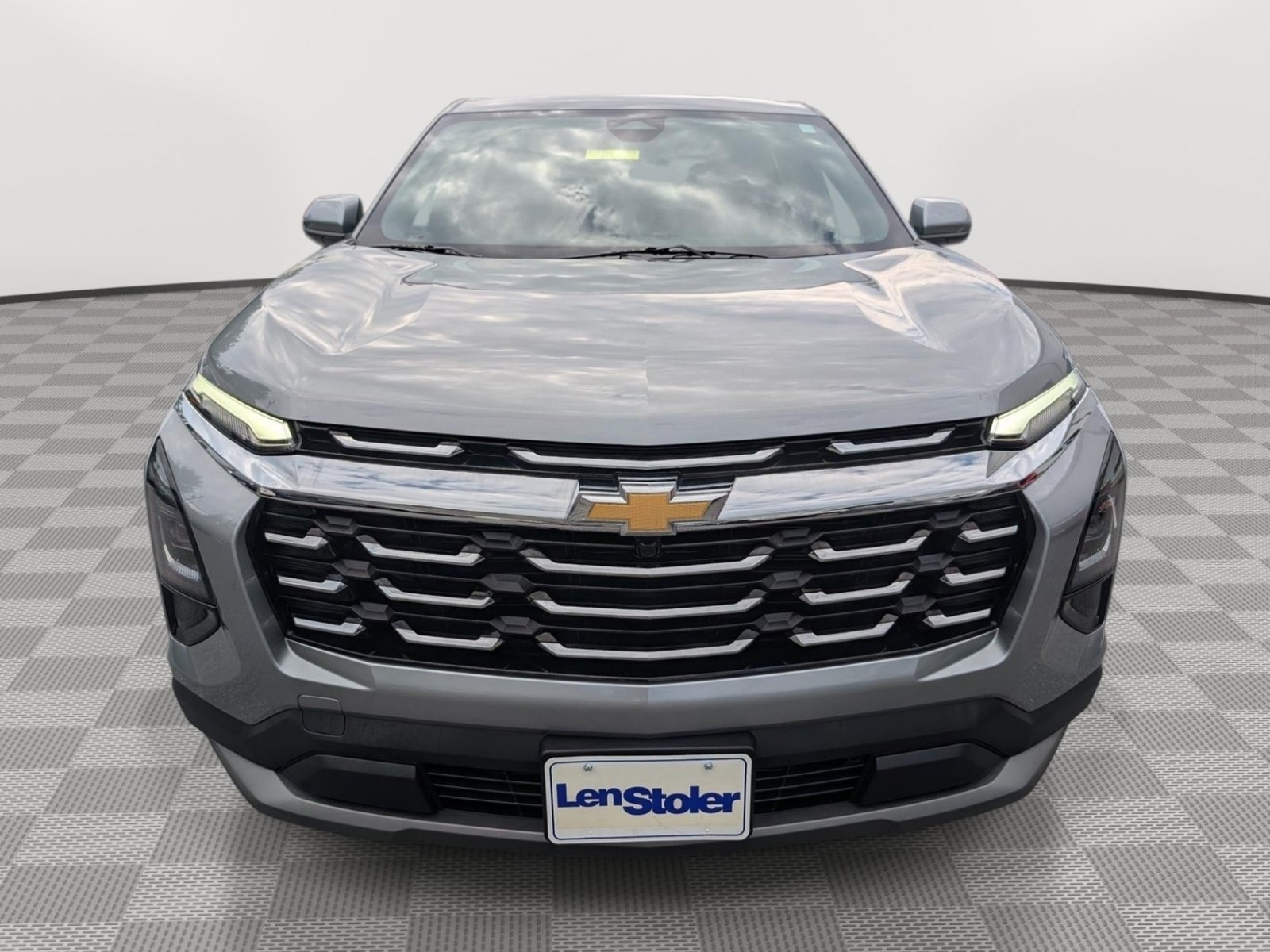 Used 2025 Chevrolet Equinox LT AWD/4WD image 8