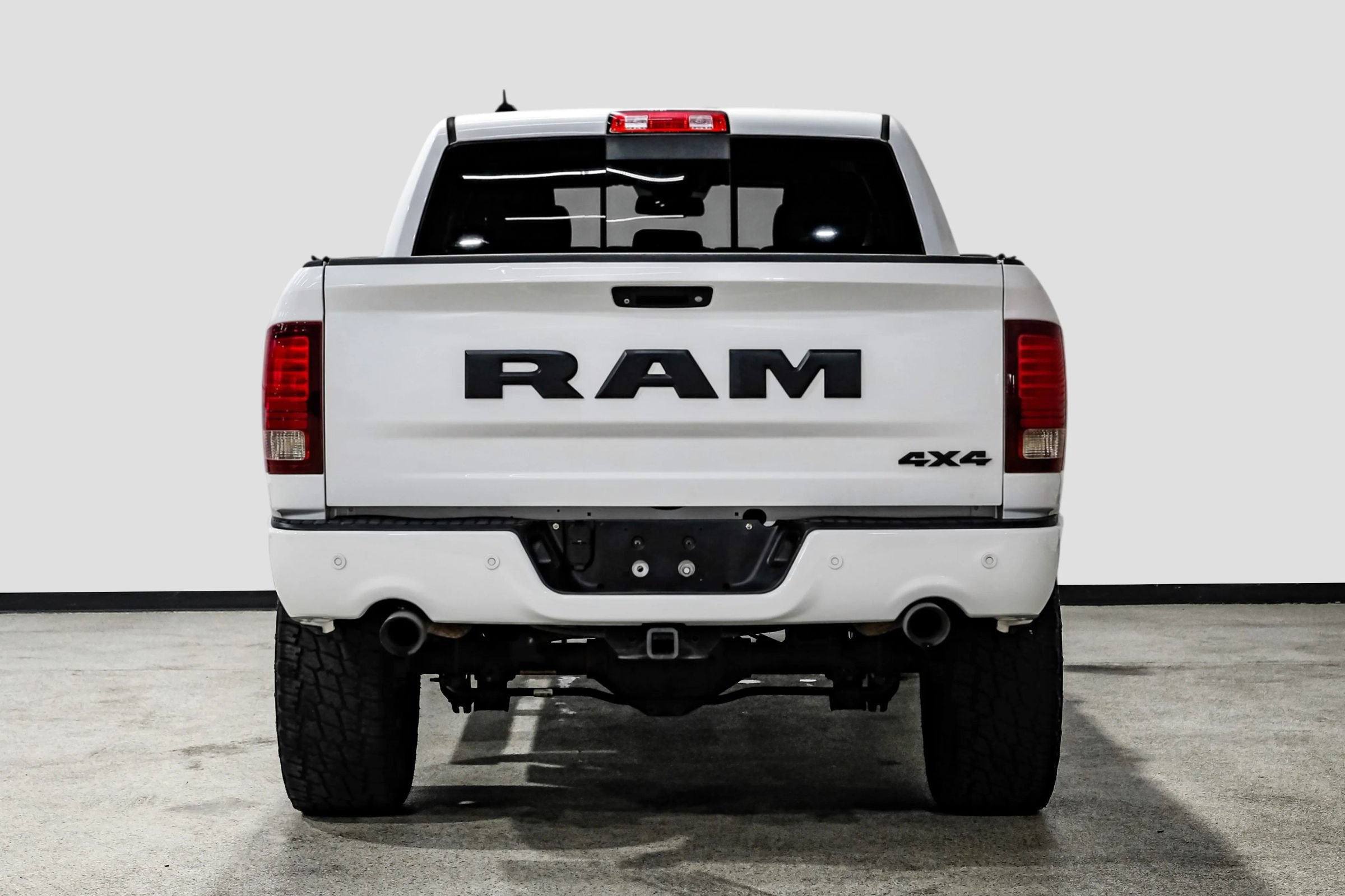 Used 2018 RAM 1500 Sport w/ Quick Order Package 26Q Night AWD/4WD image 6