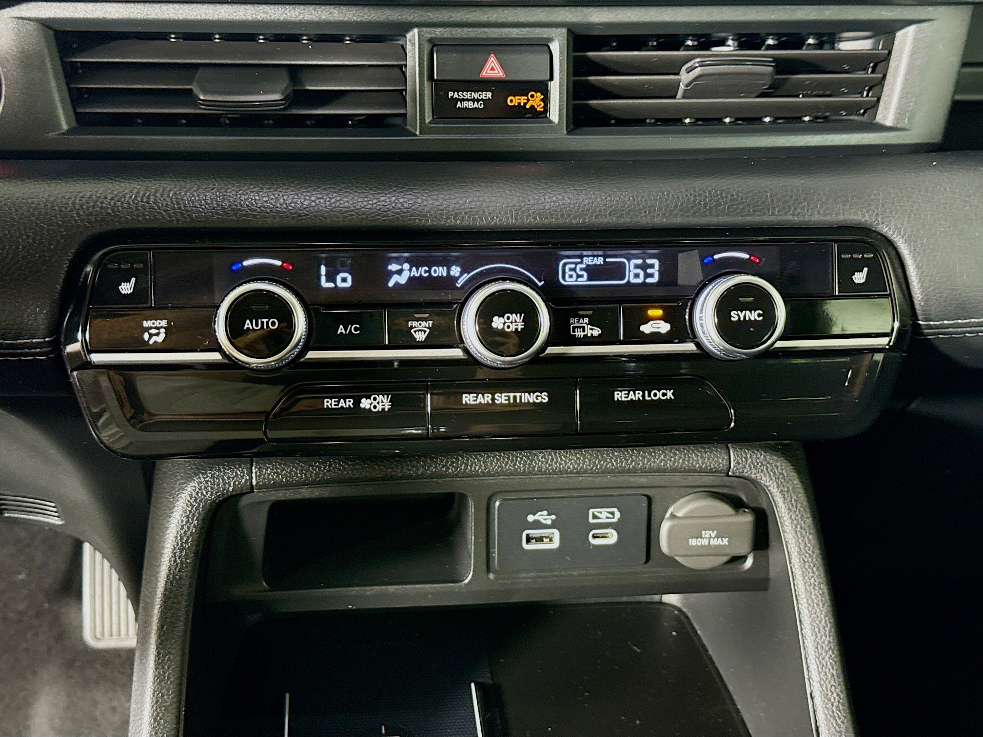 Certified 2024 Honda Pilot Touring image 19