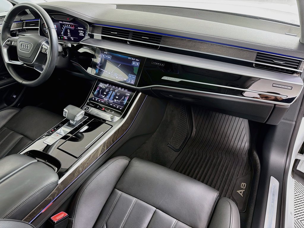 Used 2023 Audi A8 L 3.0T AWD/4WD image 31