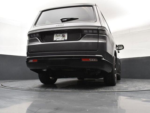 New 2026 Jeep Grand Wagoneer 4WD image 23