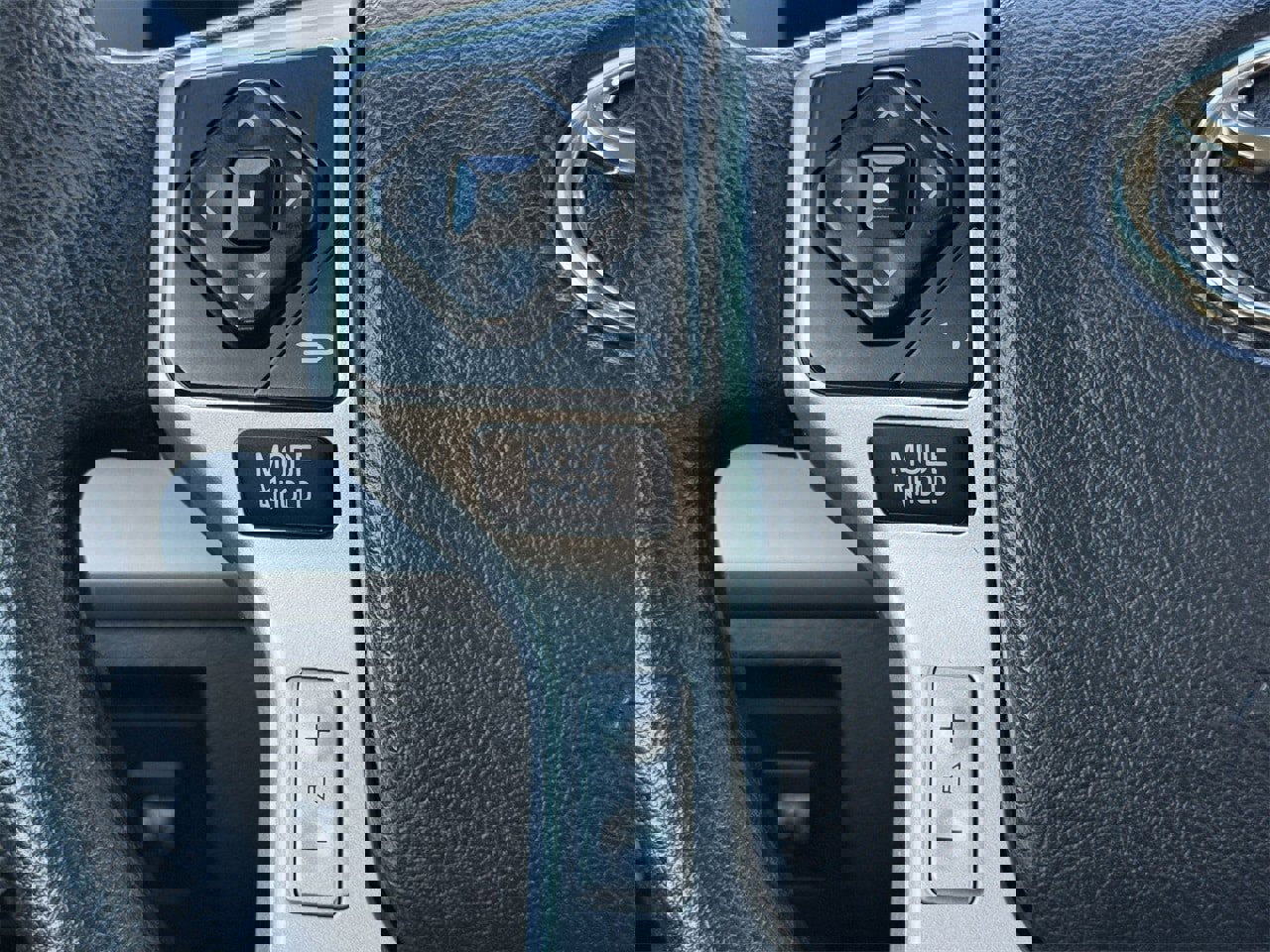 Used 2015 Toyota Tundra SR5 image 13