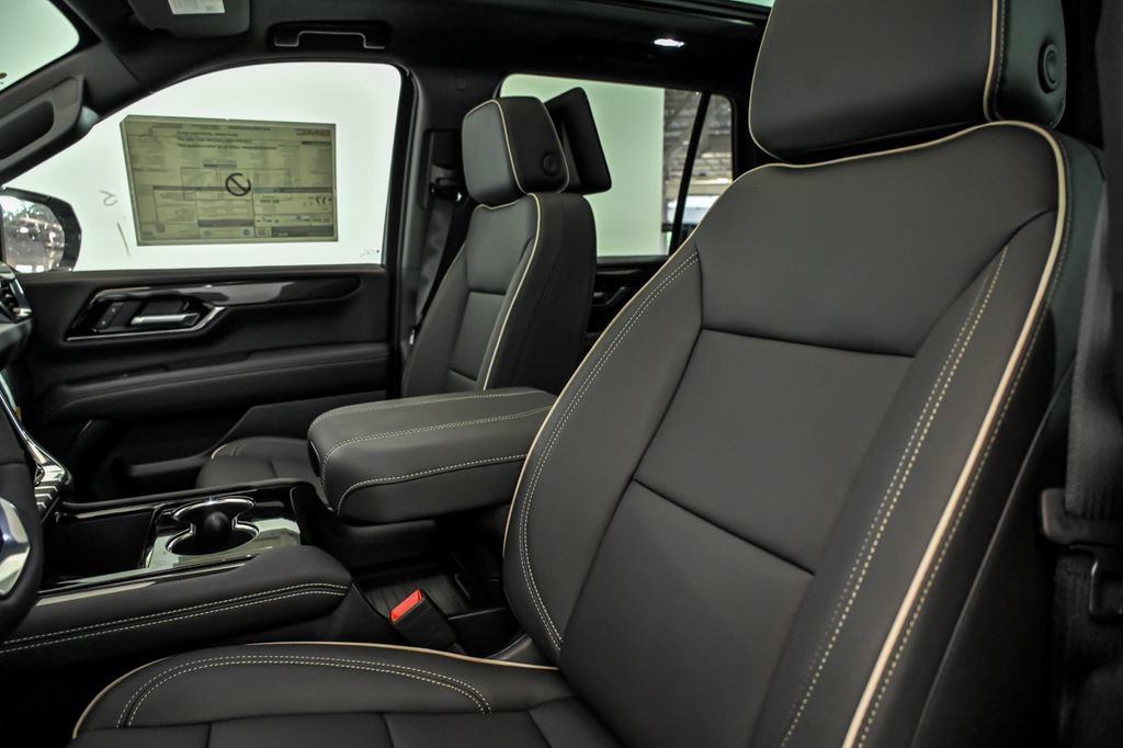 New 2026 GMC Yukon Elevation w/ Elevation Premium Package AWD/4WD image 9