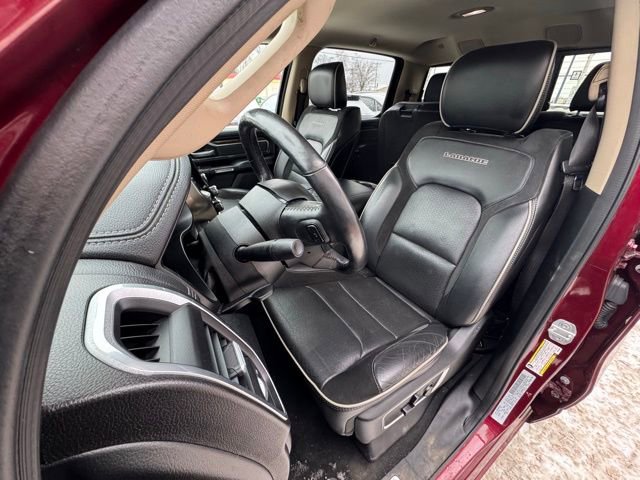 Used 2019 RAM 1500 Laramie image 9