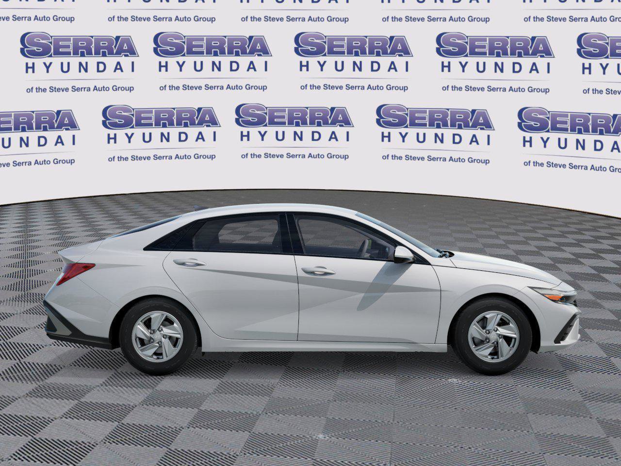 New 2026 Hyundai Elantra SE image 7