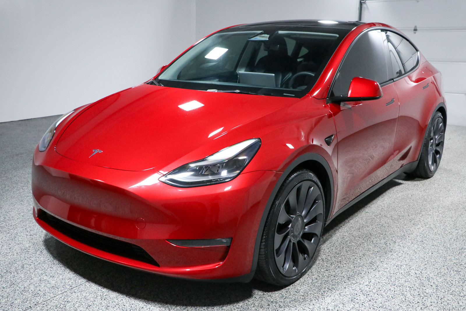 Used 2024 Tesla Model Y Performance AWD/4WD image 26