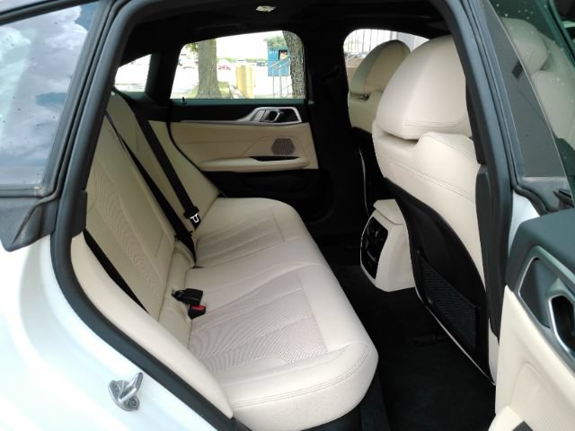 Used 2023 BMW i4 eDrive40 w/ Premium Package RWD image 27
