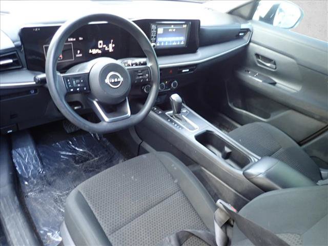 Used 2025 Nissan Kicks S FWD image 10