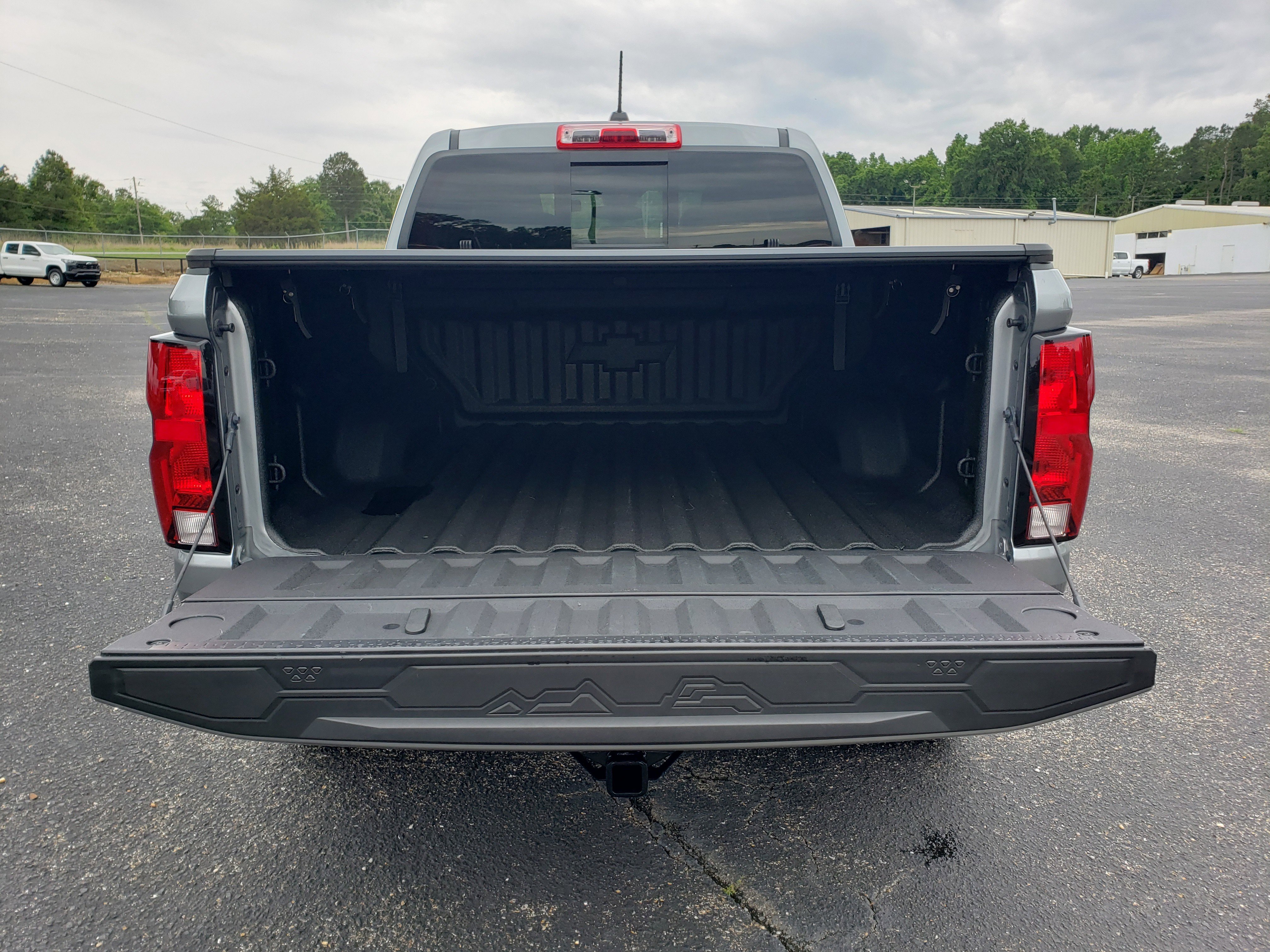 Used 2025 Chevrolet Colorado Trail Boss AWD/4WD image 9