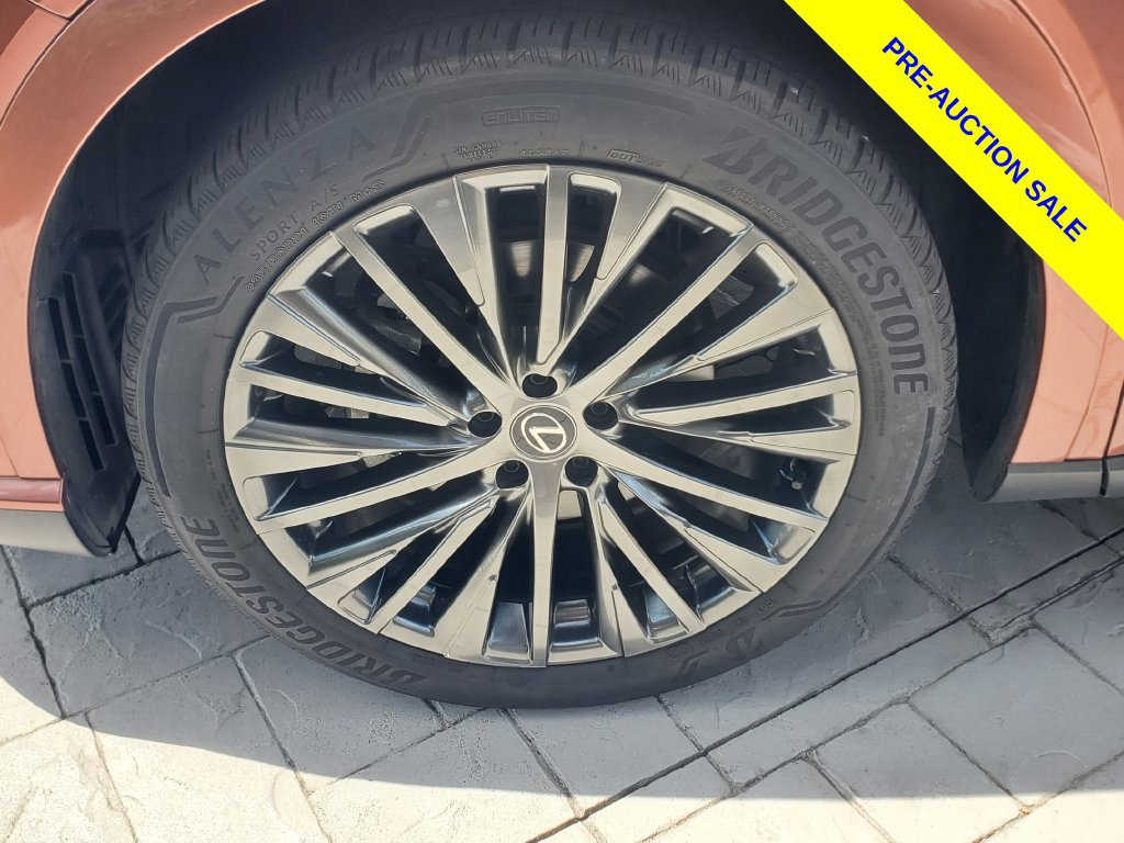 Used 2023 Lexus RX 350 FWD w/ Cold Area Package image 4