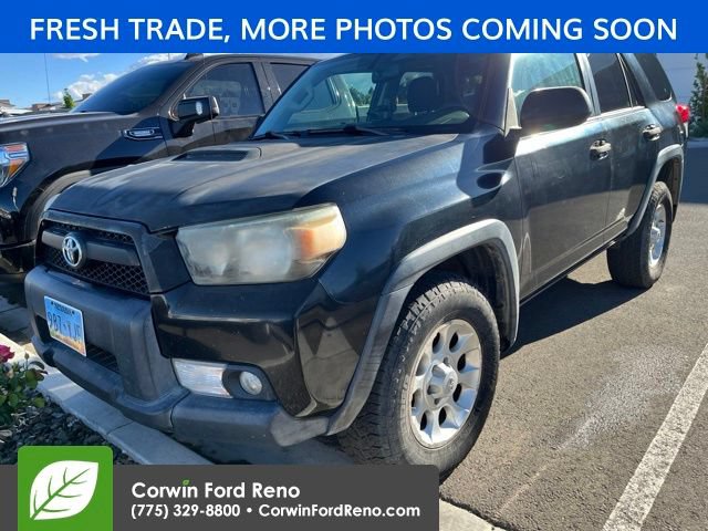 Used 2011 Toyota 4Runner Trail AWD/4WD image 2
