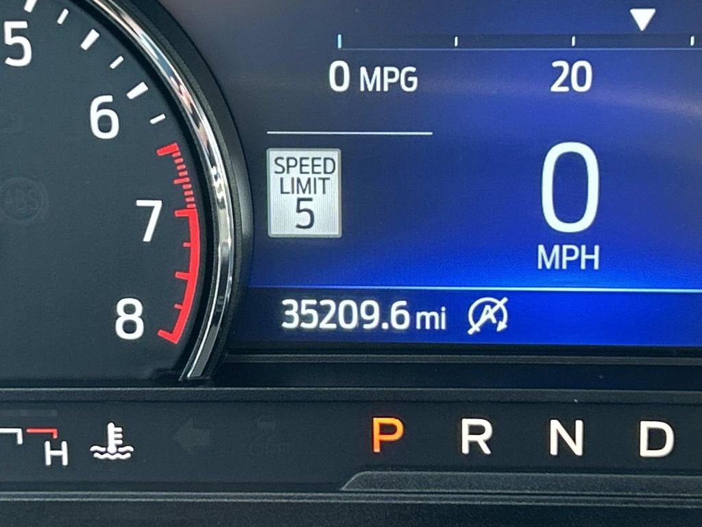 Used 2021 Ford Explorer XLT w/ Equipment Group 202A image 35