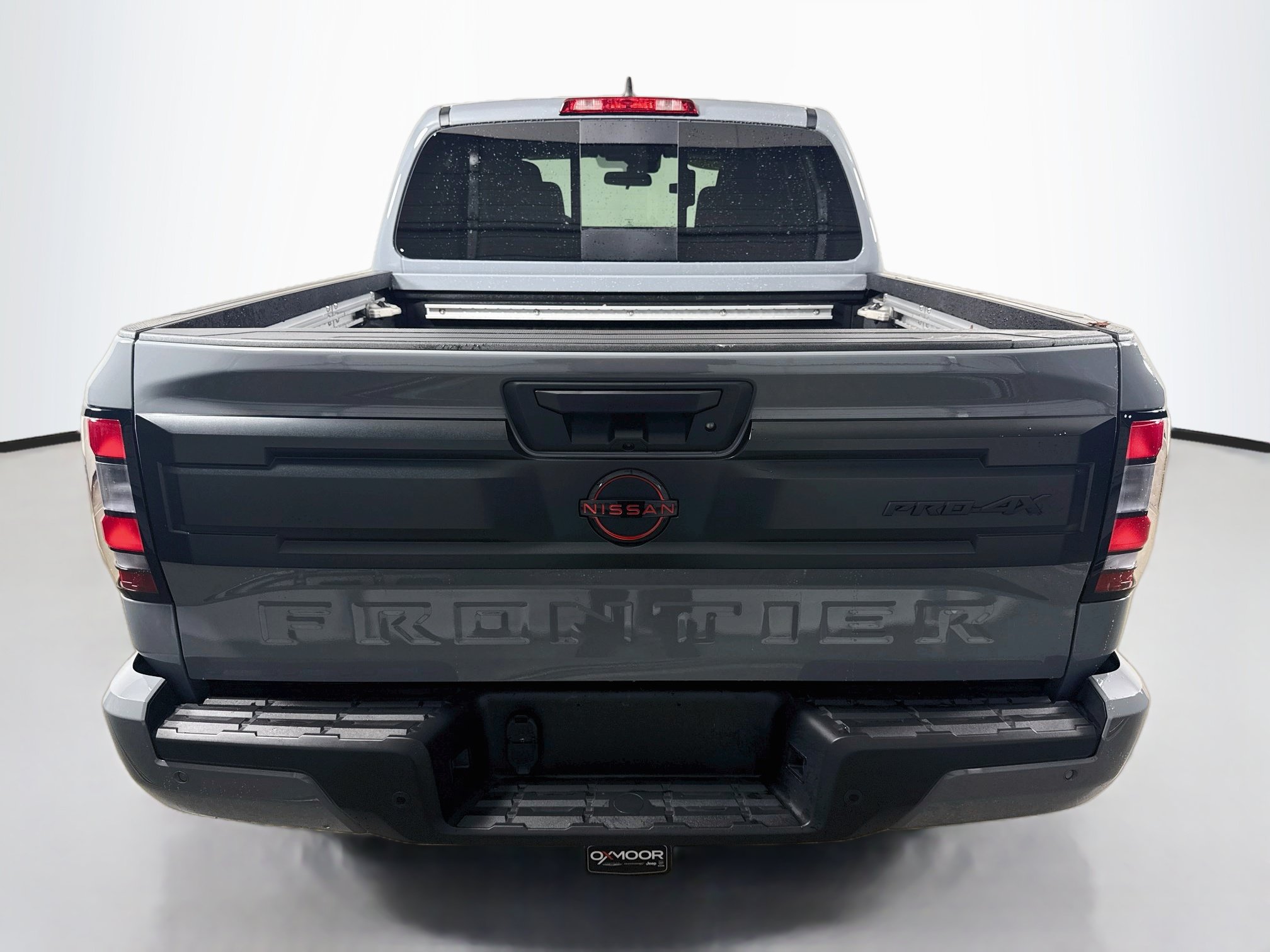 Used 2025 Nissan Frontier PRO-4X w/ Pro Convenience Package AWD/4WD image 6