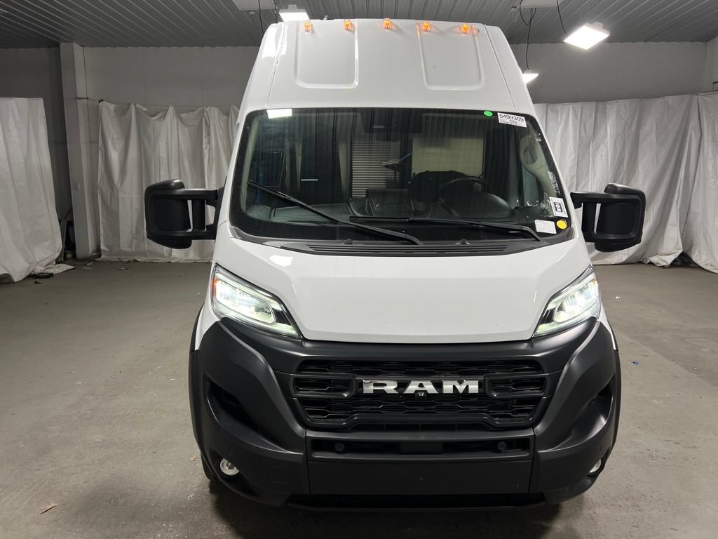 Used 2024 RAM ProMaster 3500 w/ Delivery Van Package FWD image 2