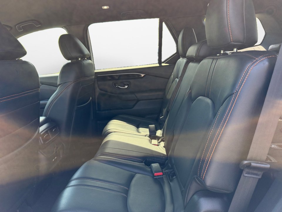 Certified 2023 Honda Pilot Sport image 16