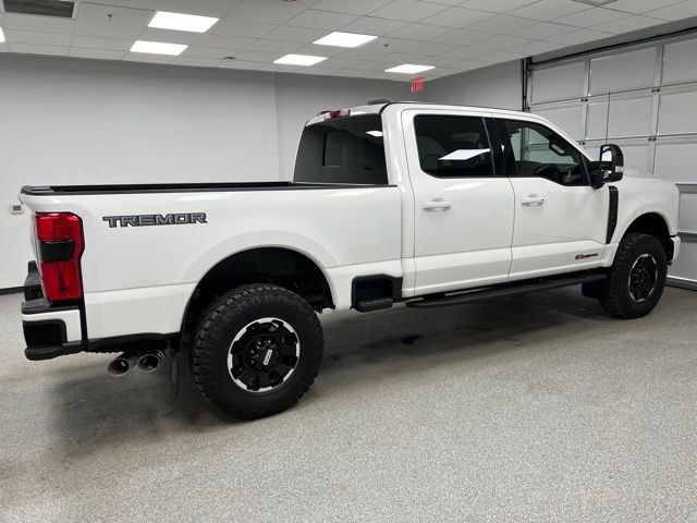 Used 2026 Ford F350 Platinum w/ Tremor Off-Road Package AWD/4WD image 11