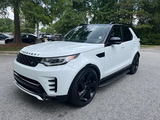 Certified 2025 Land Rover Discovery Dynamic SE AWD/4WD image 1