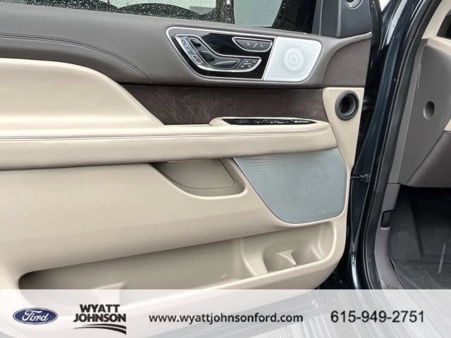 Used 2024 Lincoln Navigator Reserve image 29