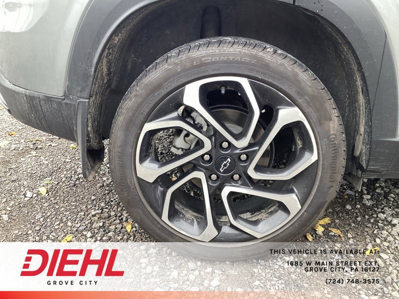 Used 2025 Chevrolet Trax RS w/ Driver Confidence Package FWD image 9