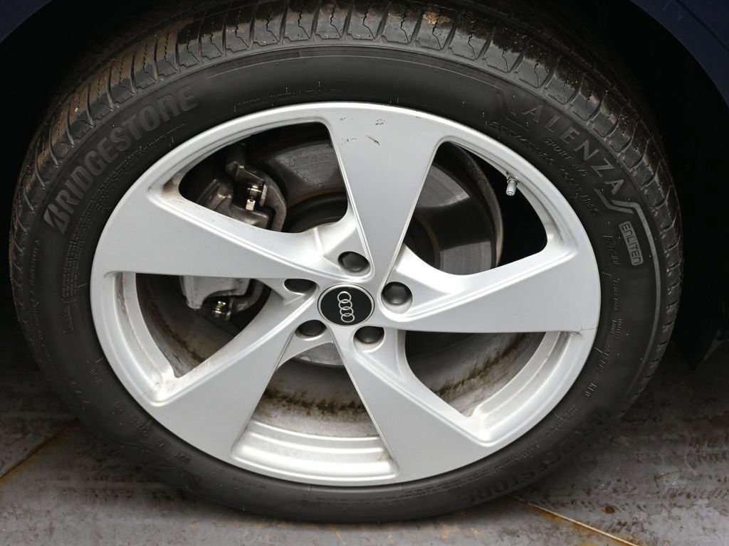 Certified 2025 Audi Q5 Premium Plus w/ Premium Plus image 10