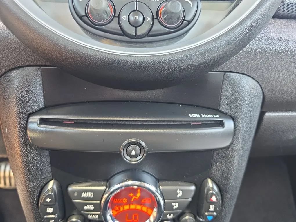 Used 2013 MINI Cooper S FWD image 23