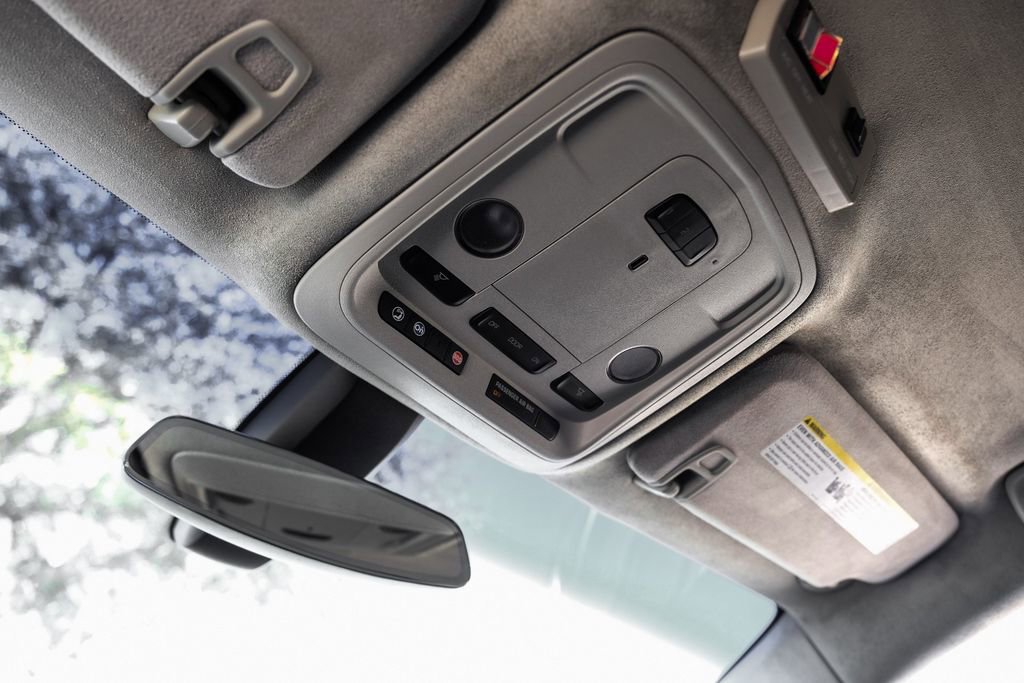 Used 2015 Cadillac XTS Limousine image 26