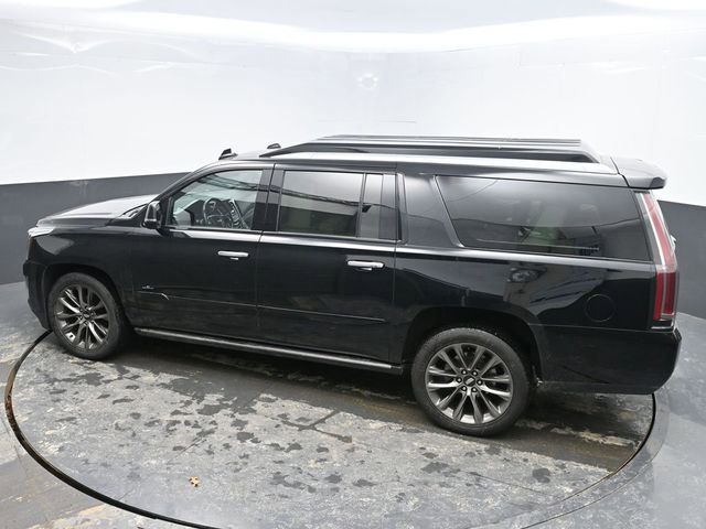 Used 2020 Cadillac Escalade ESV Platinum w/ Escalade Sport Edition image 40