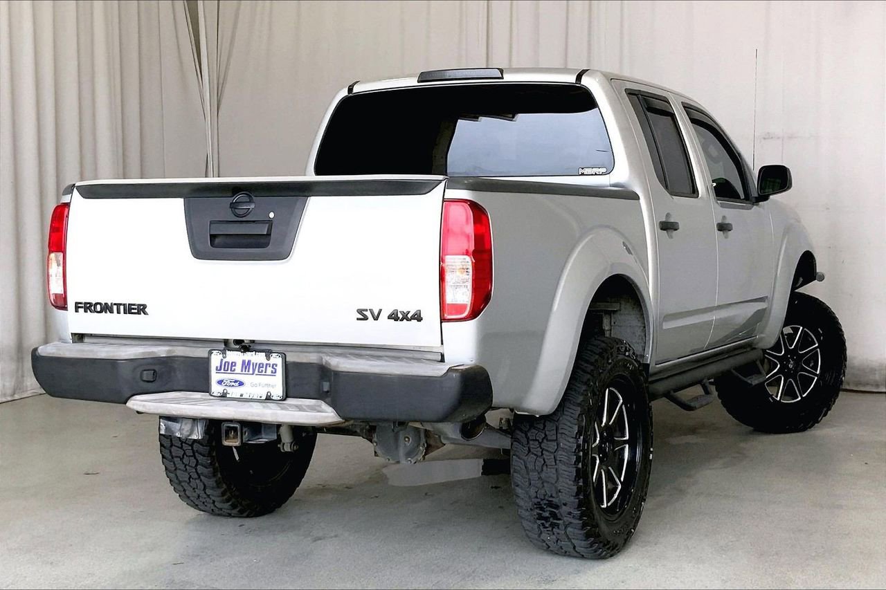 Used 2013 Nissan Frontier SV AWD/4WD image 13