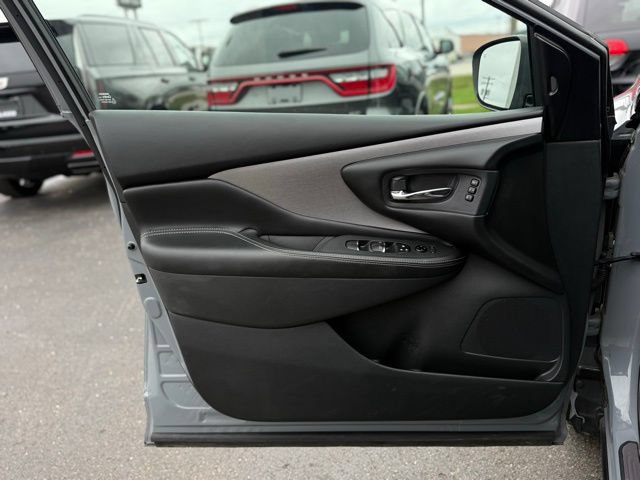 Used 2024 Nissan Murano SL AWD/4WD image 15