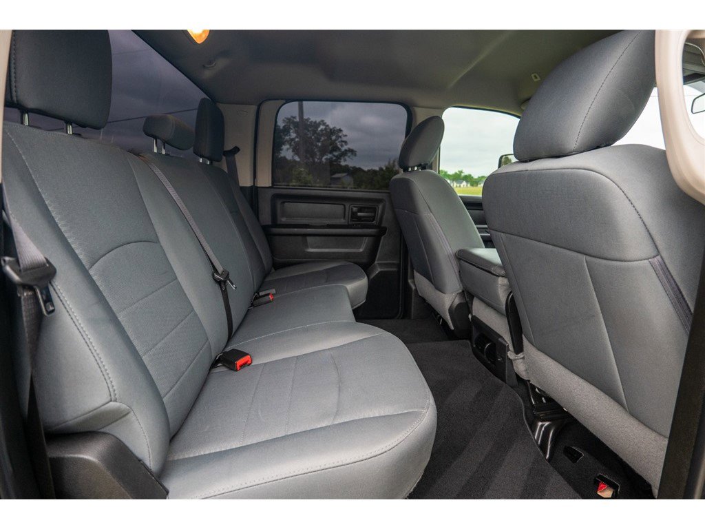 Used 2018 RAM 3500 Tradesman w/ Chrome Appearance Group AWD/4WD image 25