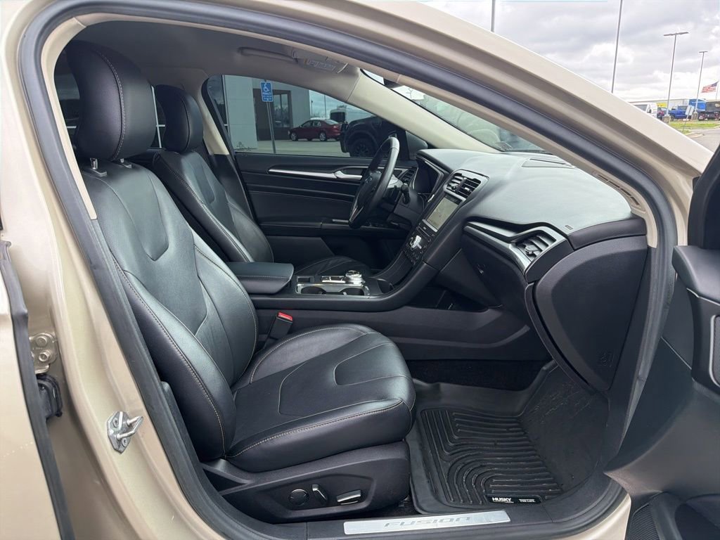 Used 2017 Ford Fusion Titanium image 20