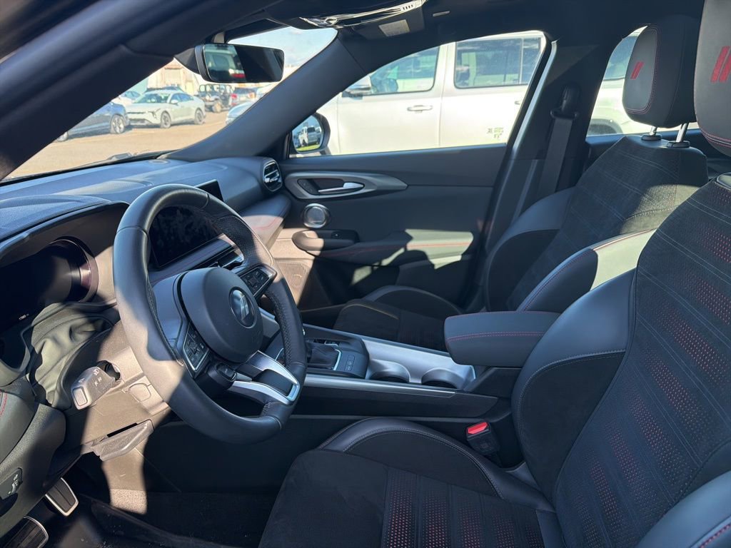 Used 2024 Dodge Hornet GT image 5