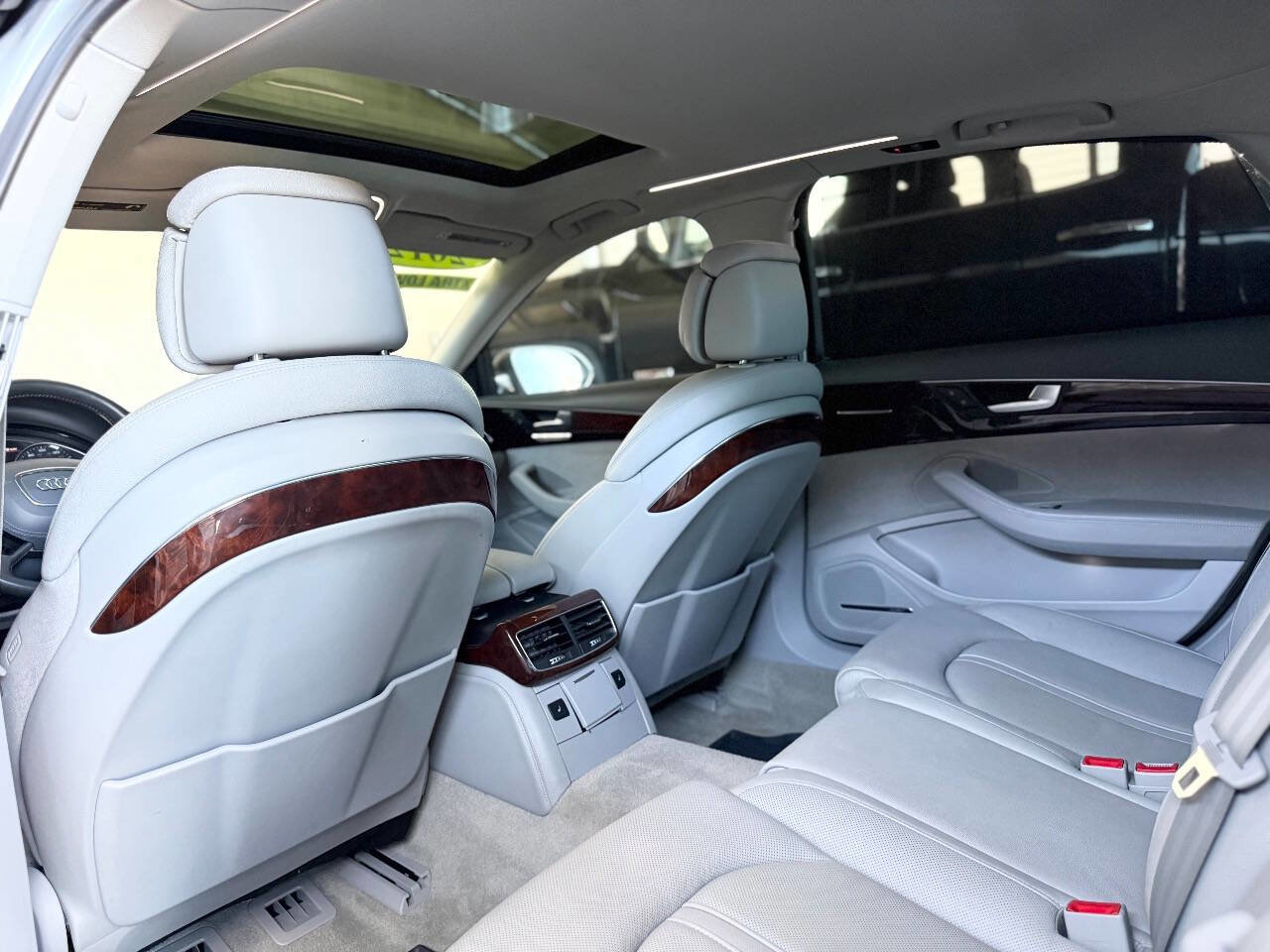 Used 2012 Audi A8 L 4.2 image 15