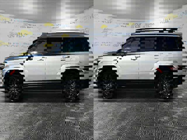 Used 2024 Hyundai Santa Fe Calligraphy image 6