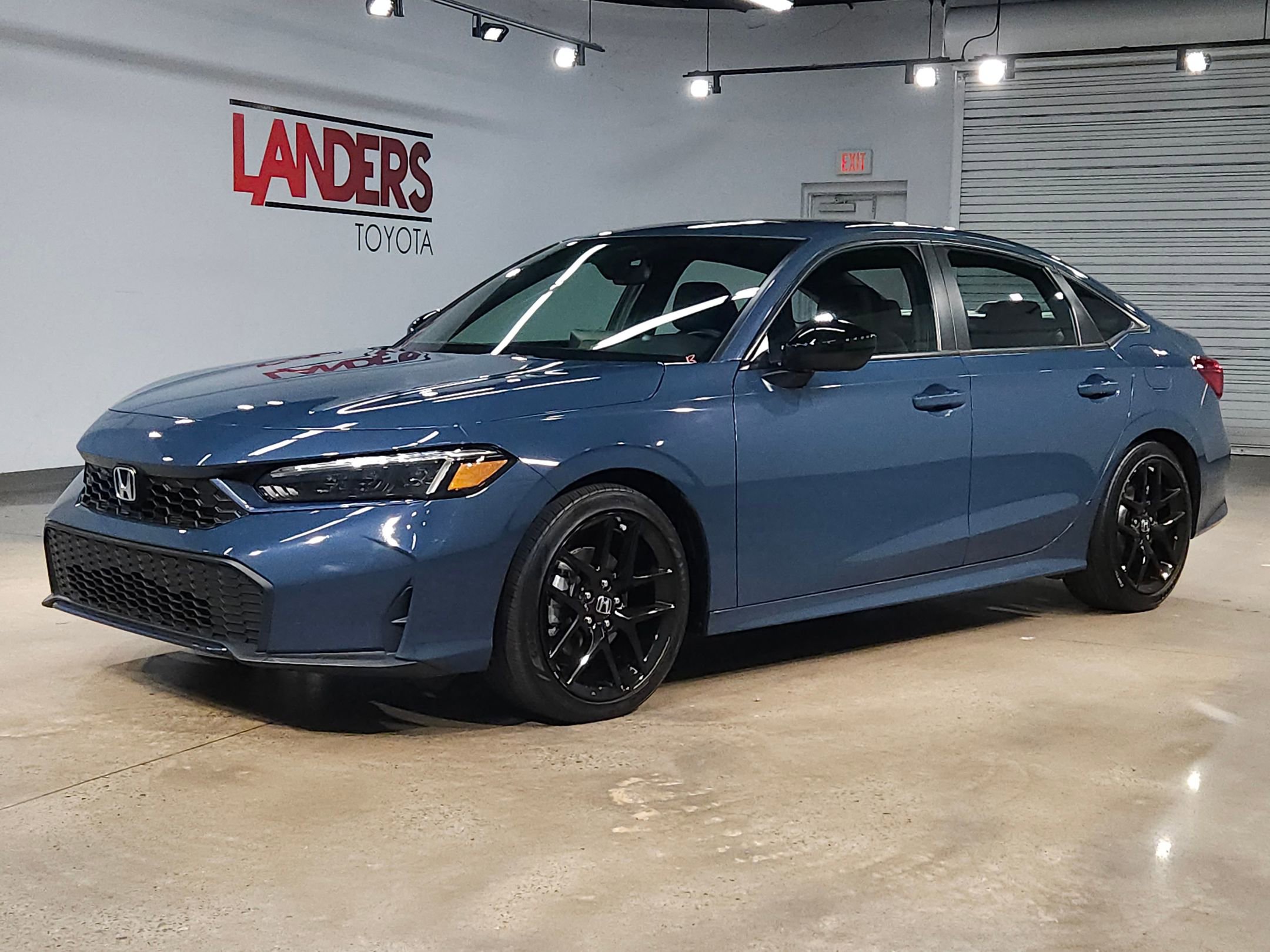 Used 2025 Honda Civic Sport image 3