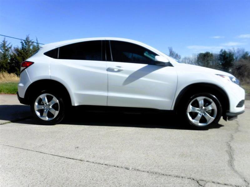 Used 2021 Honda HR-V LX image 5