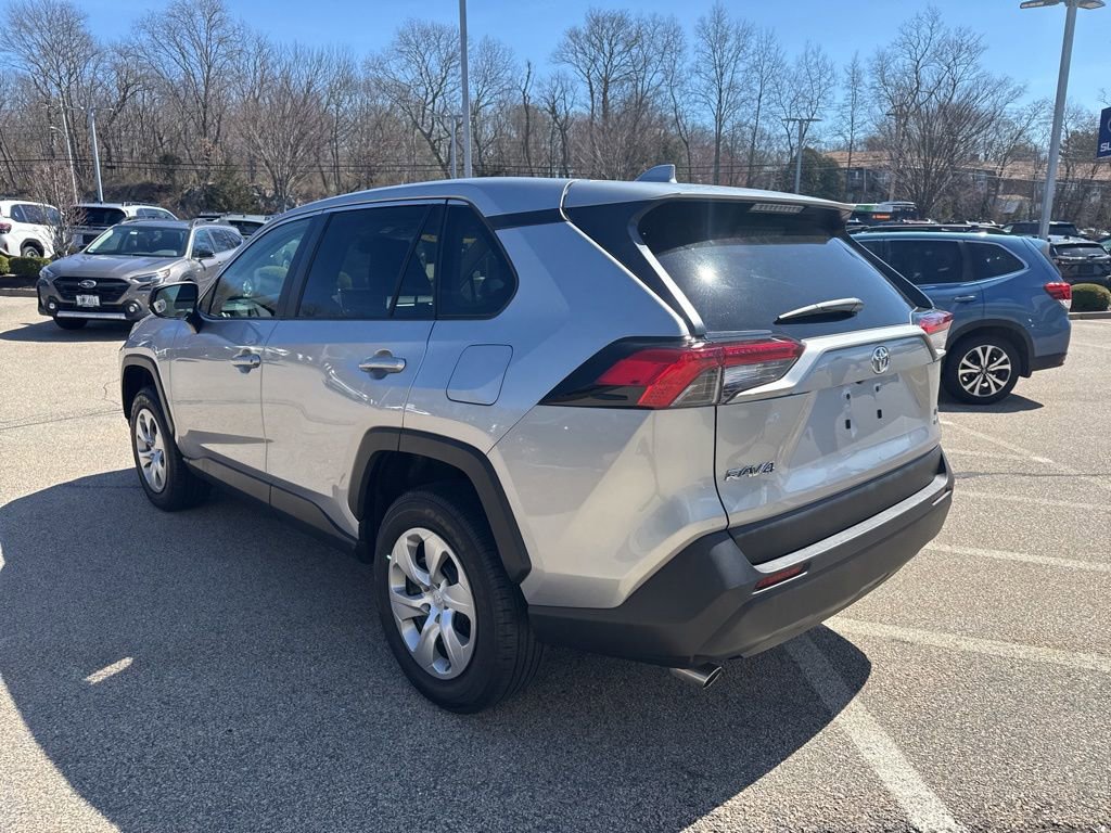 Used 2023 Toyota RAV4 LE image 5