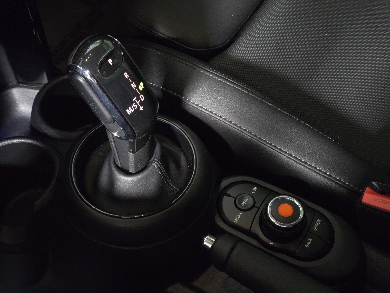 Used 2022 MINI Cooper S image 30