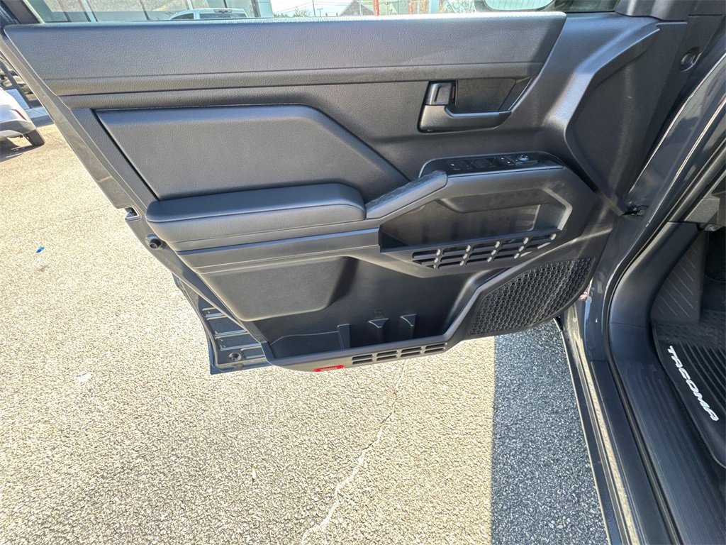 Certified 2025 Toyota Tacoma SR image 10