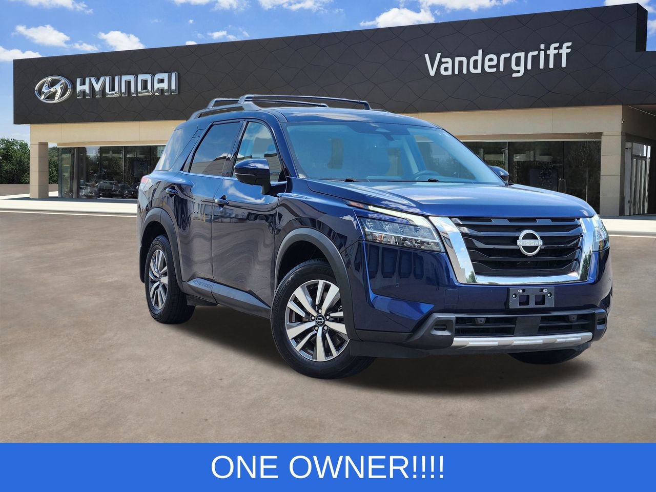 Used 2023 Nissan Pathfinder SL AWD/4WD video 1