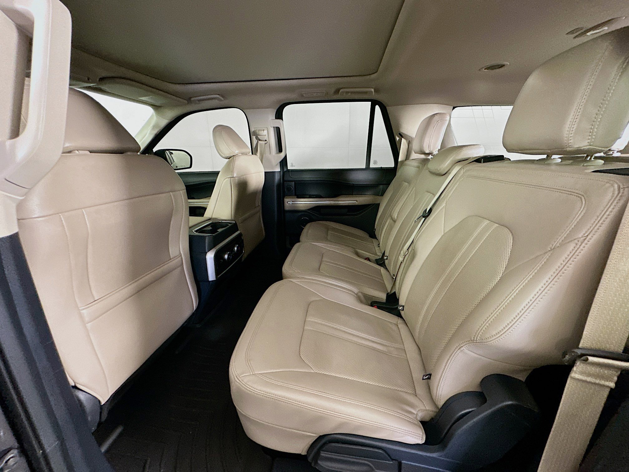 Used 2023 Ford Expedition Max Limited RWD image 29