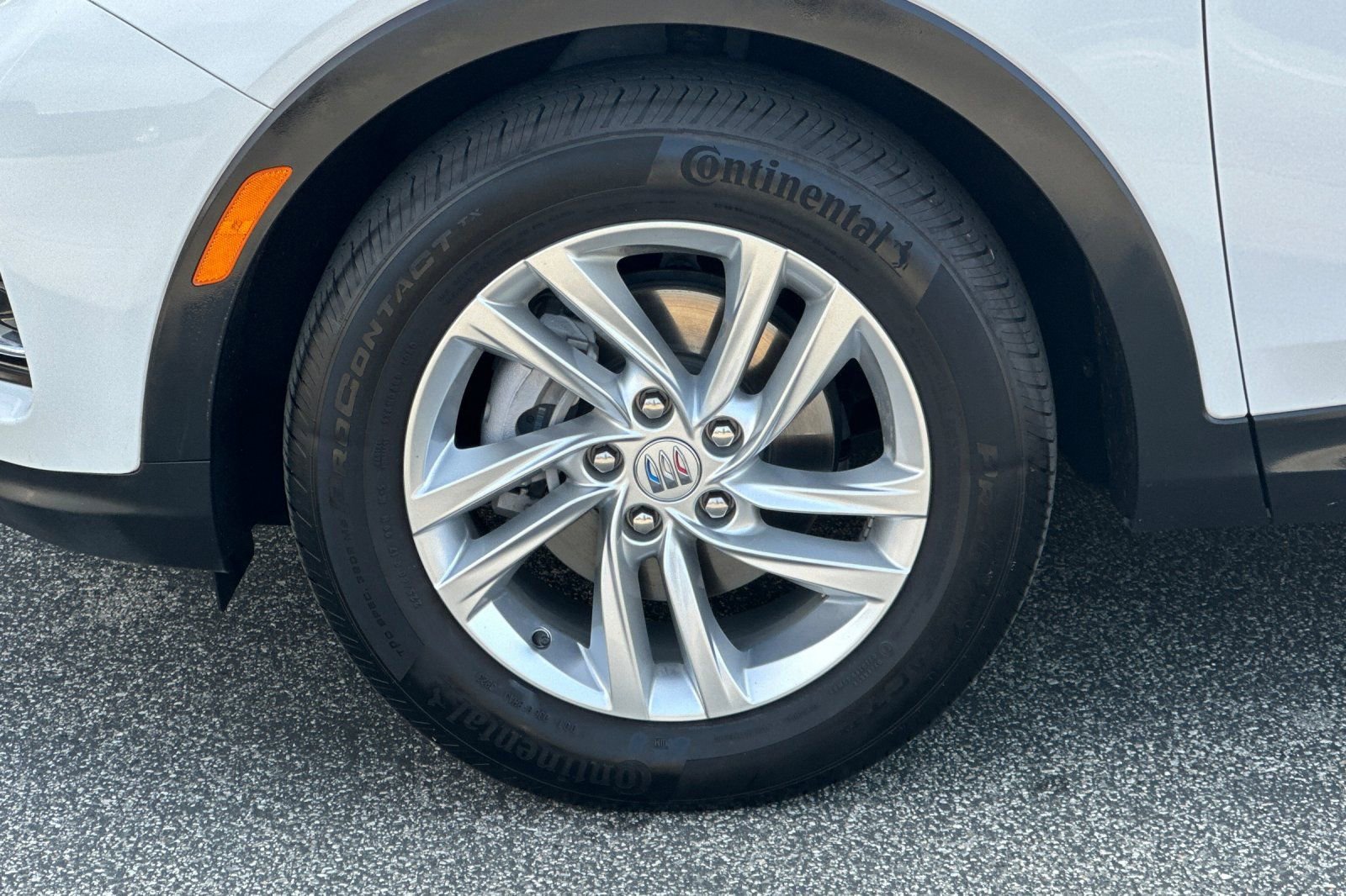 Certified 2024 Buick Envista Preferred image 36