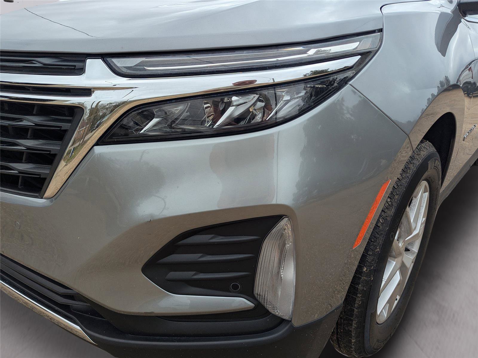 Used 2024 Chevrolet Equinox LT image 9