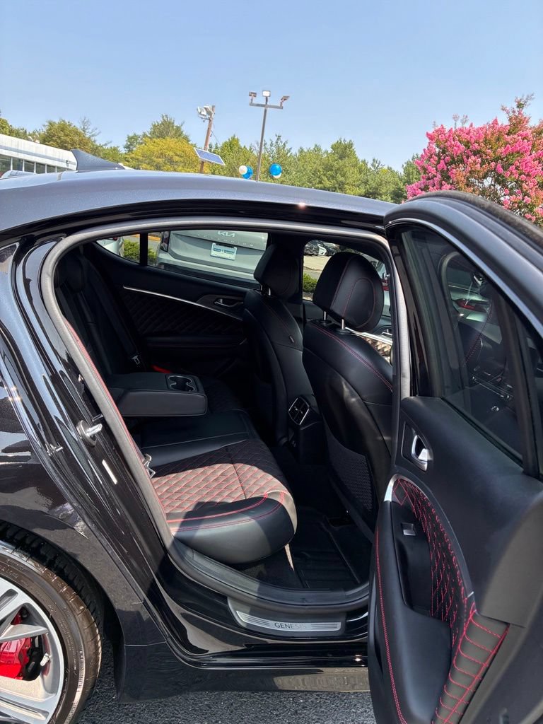Used 2025 Genesis G70 3.3T Advanced w/ Sport Prestige Package AWD/4WD image 21