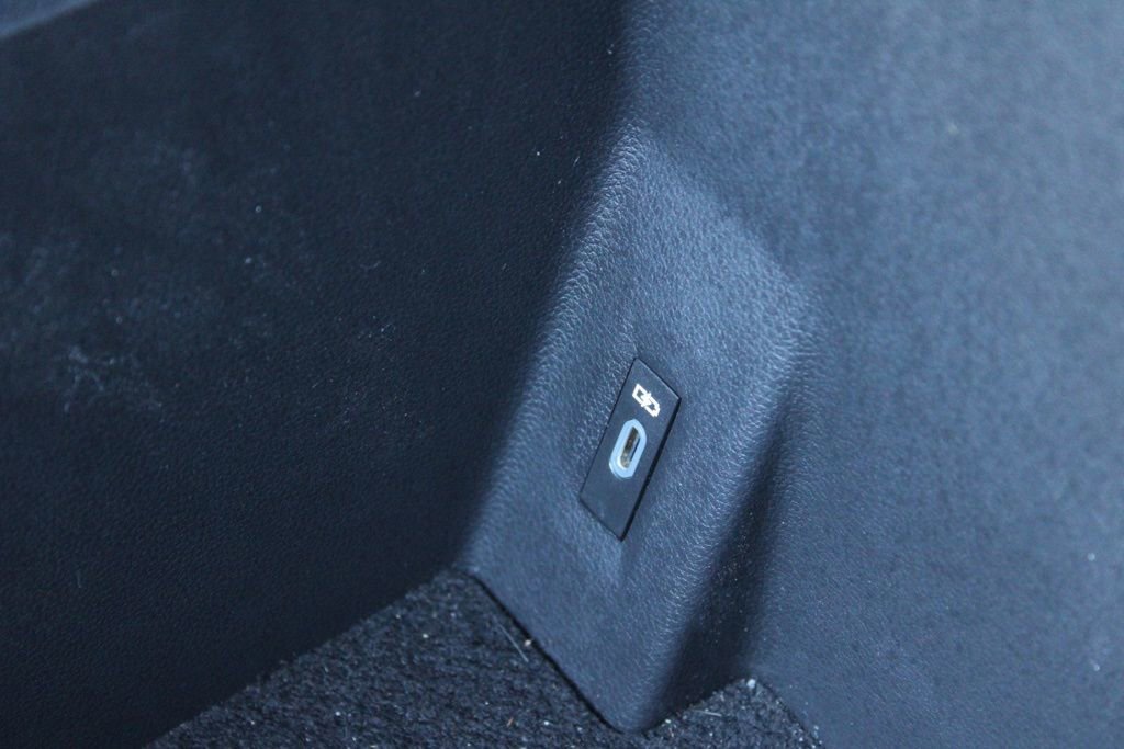 Used 2022 Volkswagen Atlas Cross Sport SEL Premium R-Line image 50